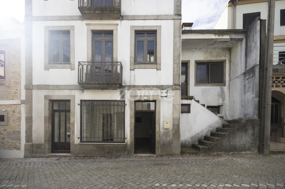 Moradia T4 para Venda em Cedrim e Paradela Foto 4