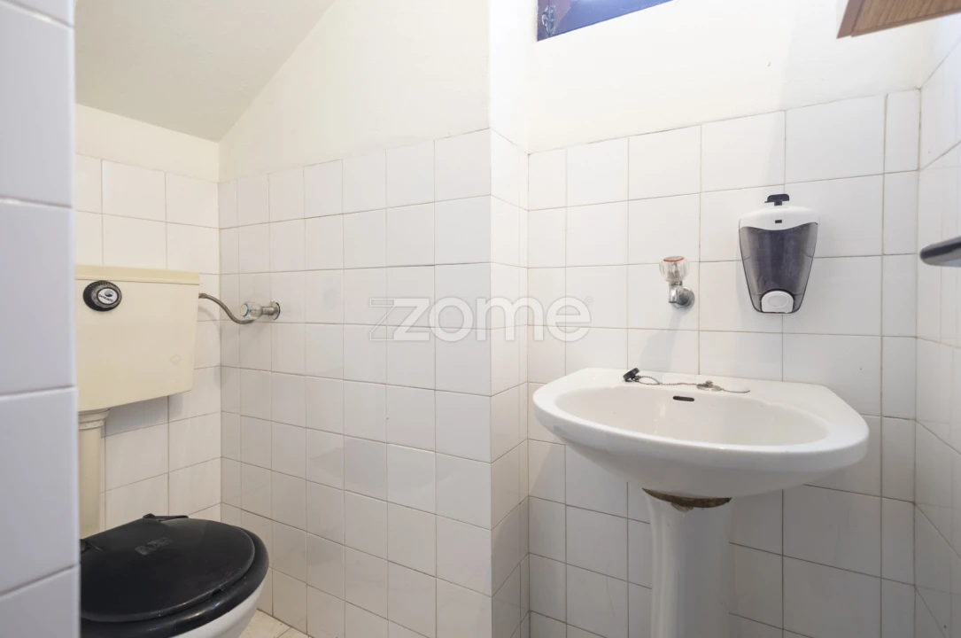 Moradia T4 para Venda em Cedrim e Paradela Foto 8