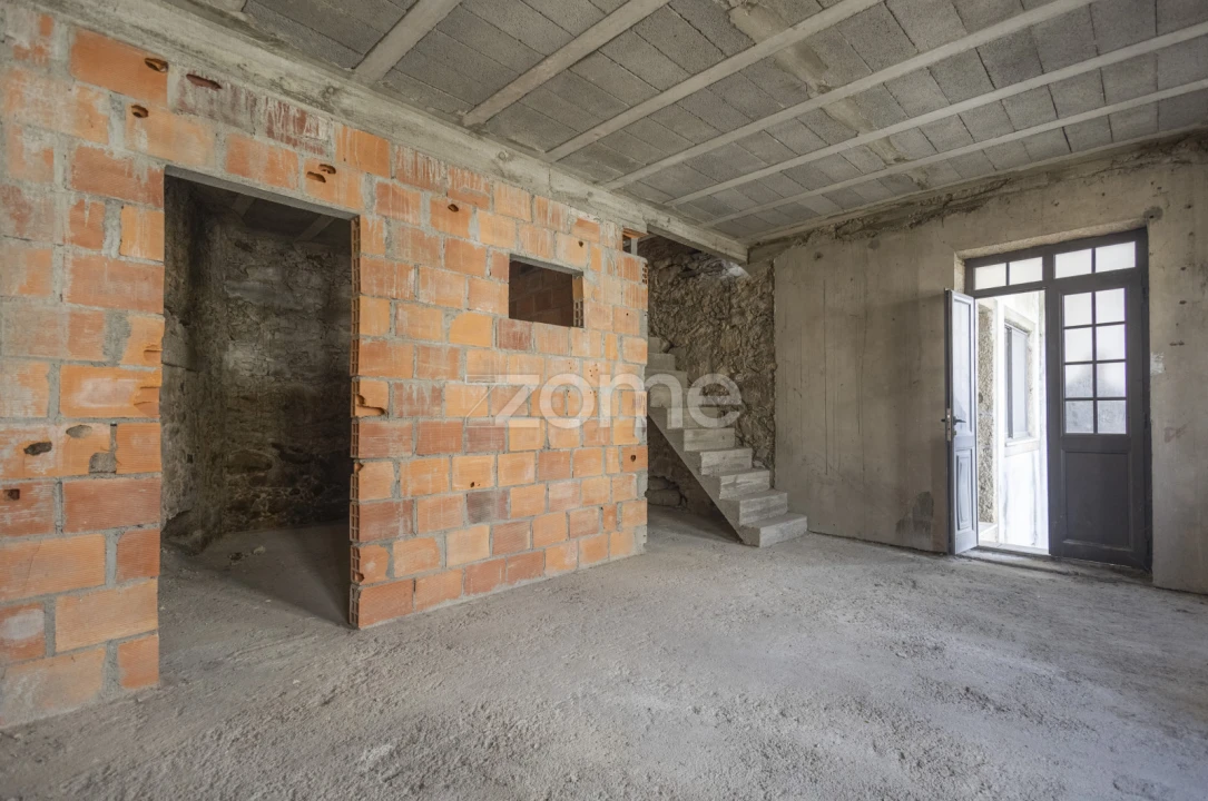 Moradia T4 para Venda em Cedrim e Paradela Foto 15