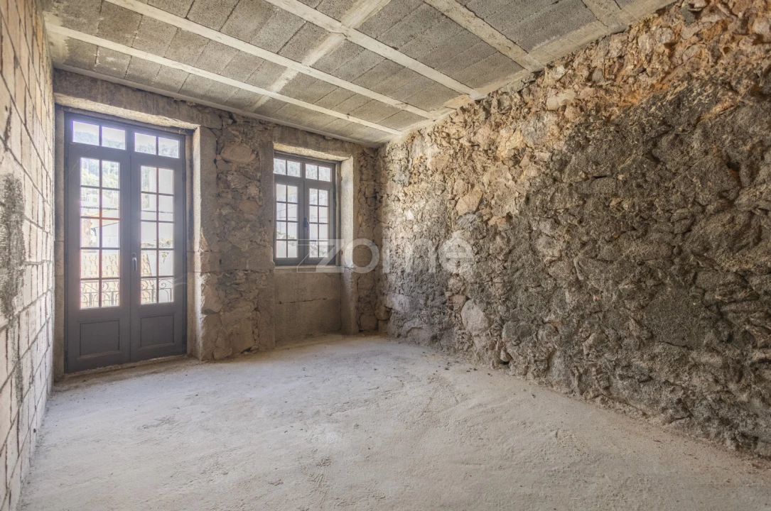 Moradia T4 para Venda em Cedrim e Paradela Foto 19