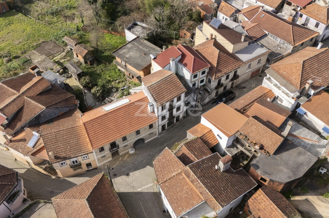 Moradia T4 para Venda em Cedrim e Paradela Foto 34