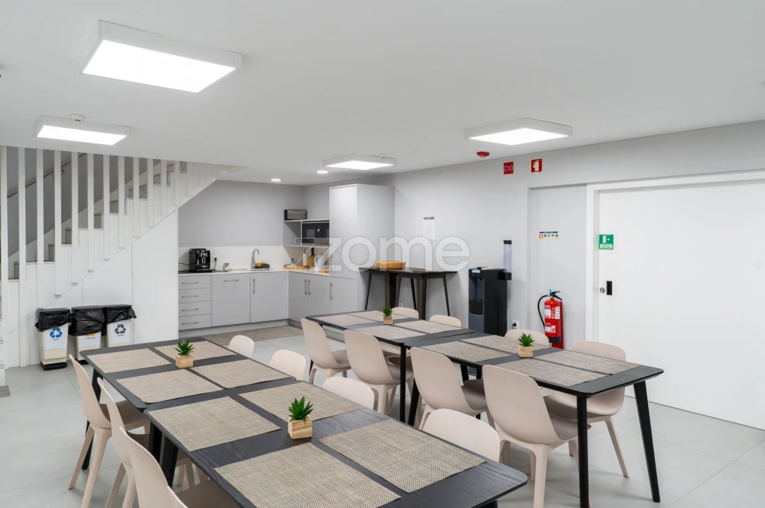 Escritório para Venda em Aldoar, Foz do Douro e Nevogilde Foto 13