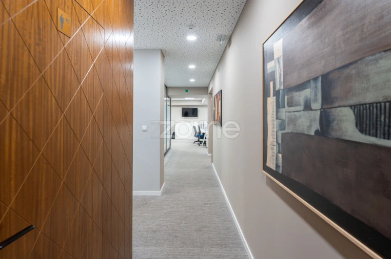 Escritório para Venda em Aldoar, Foz do Douro e Nevogilde Foto 4