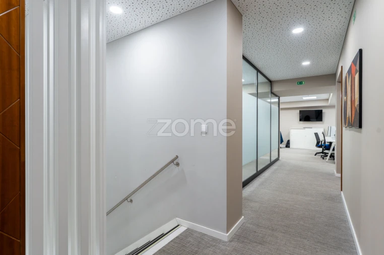 Escritório para Venda em Aldoar, Foz do Douro e Nevogilde Foto 14