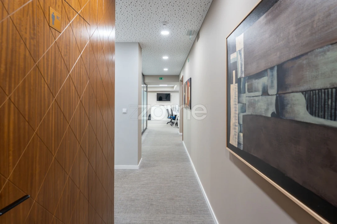 Escritório para Venda em Aldoar, Foz do Douro e Nevogilde Foto 4