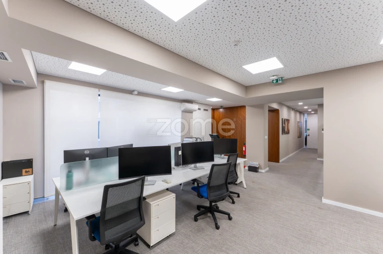 Escritório para Venda em Aldoar, Foz do Douro e Nevogilde Foto 12