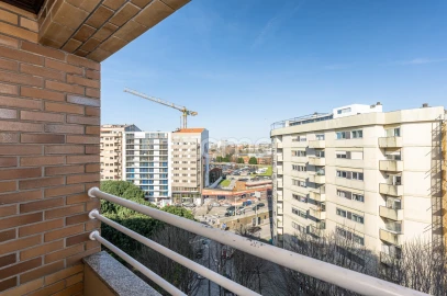 Apartamento T3 para Venda em Matosinhos e Leça da Palmeira