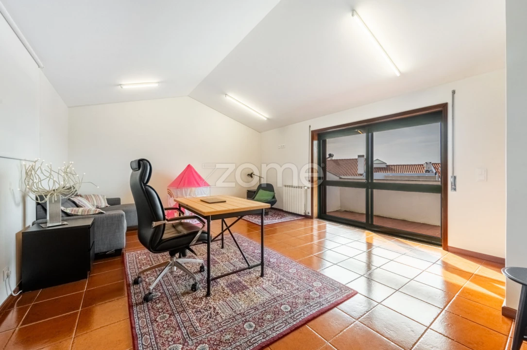 Moradia T4 para Venda em Mafamude e Vilar do Paraíso Foto 26