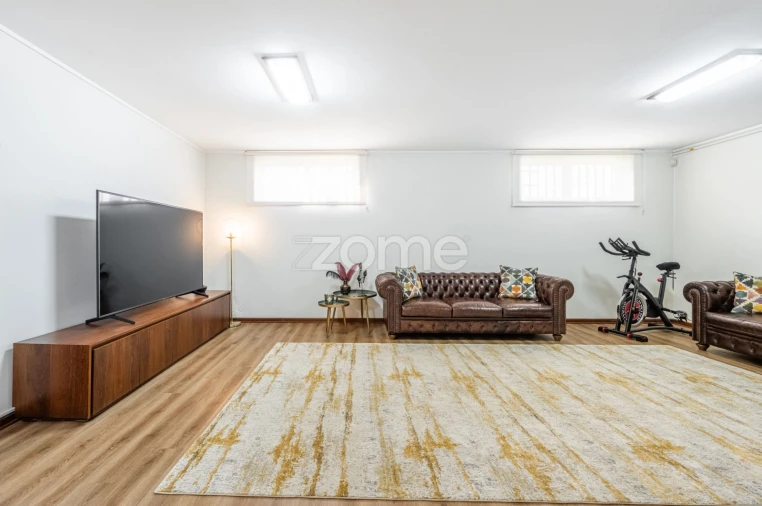 Moradia T4 para Venda em Mafamude e Vilar do Paraíso Foto 30