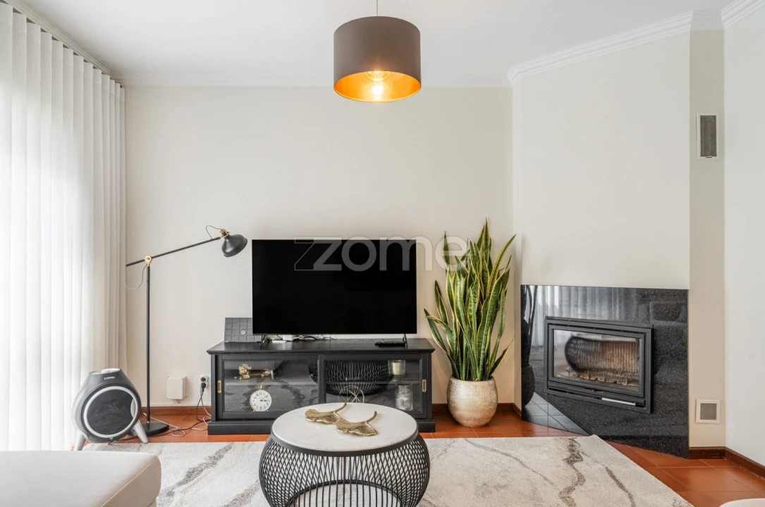 Moradia T4 para Venda em Mafamude e Vilar do Paraíso Foto 11