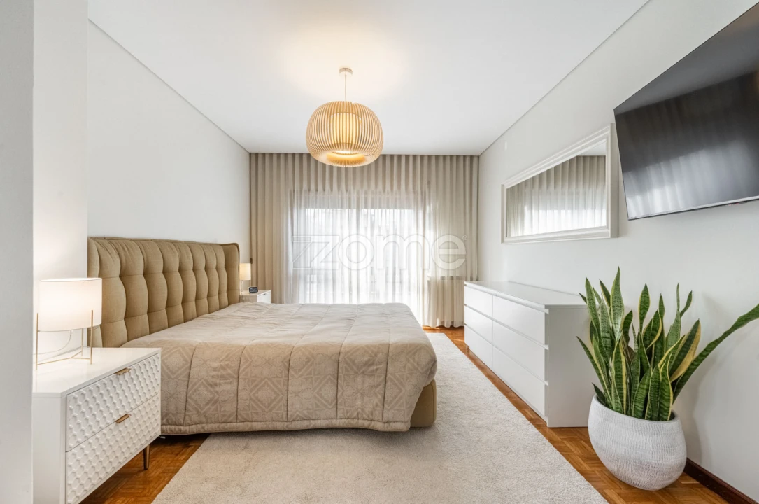 Moradia T4 para Venda em Mafamude e Vilar do Paraíso Foto 23