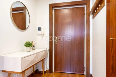 Apartamento T2 para Arrendamento em Cedofeita, Santo Ildefonso, Sé, Miragaia, São Nicolau e Vitória