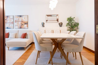Apartamento T2 para Arrendamento em Cedofeita, Santo Ildefonso, Sé, Miragaia, São Nicolau e Vitória