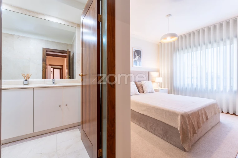 Apartamento T2 para Arrendamento em Cedofeita, Santo Ildefonso, Sé, Miragaia, São Nicolau e Vitória Foto 19