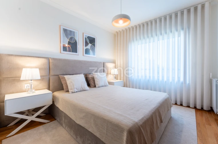 Apartamento T2 para Arrendamento em Cedofeita, Santo Ildefonso, Sé, Miragaia, São Nicolau e Vitória Foto 18