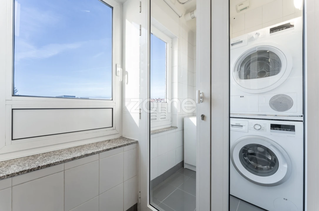 Apartamento T2 para Arrendamento em Cedofeita, Santo Ildefonso, Sé, Miragaia, São Nicolau e Vitória Foto 11