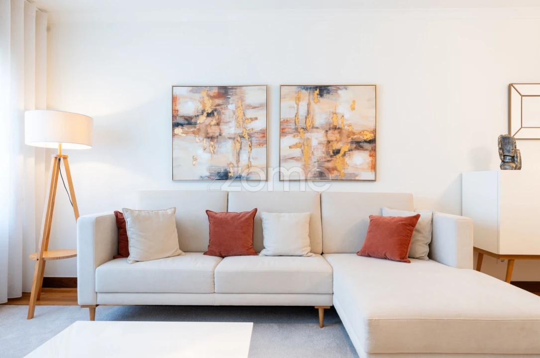 Apartamento T2 para Arrendamento em Cedofeita, Santo Ildefonso, Sé, Miragaia, São Nicolau e Vitória Foto 1
