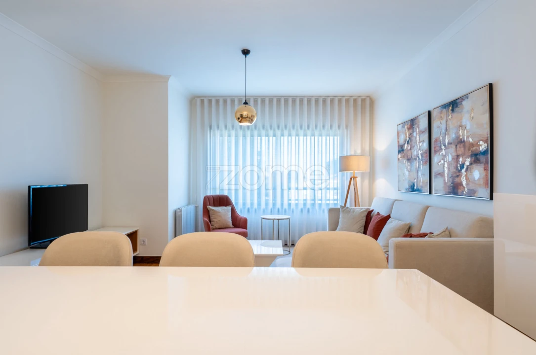 Apartamento T2 para Arrendamento em Cedofeita, Santo Ildefonso, Sé, Miragaia, São Nicolau e Vitória Foto 8