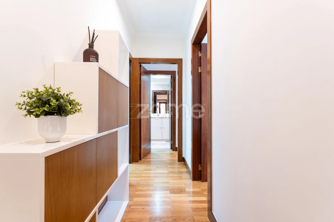 Apartamento T2 para Arrendamento em Cedofeita, Santo Ildefonso, Sé, Miragaia, São Nicolau e Vitória Foto 13
