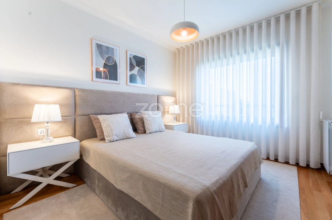 Apartamento T2 para Arrendamento em Cedofeita, Santo Ildefonso, Sé, Miragaia, São Nicolau e Vitória Foto 18