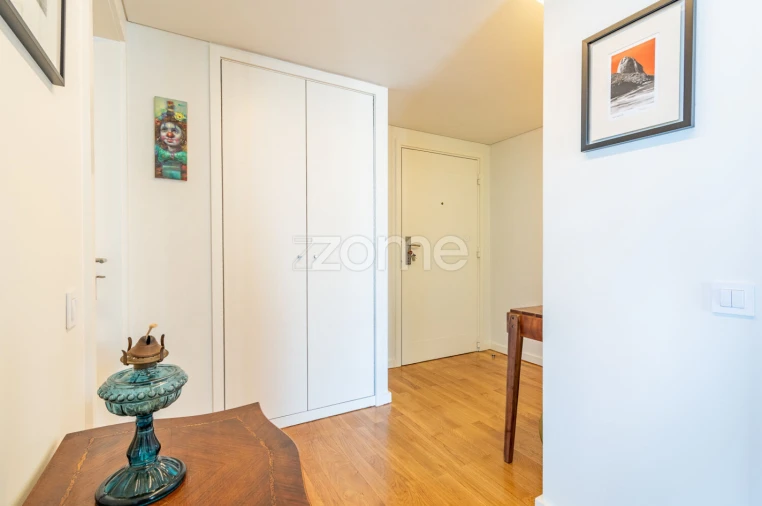 Apartamento T2 para Venda em Lordelo do Ouro e Massarelos Foto 5