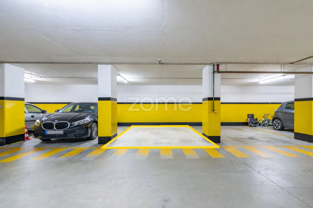 Apartamento T2 para Venda em Lordelo do Ouro e Massarelos Foto 27