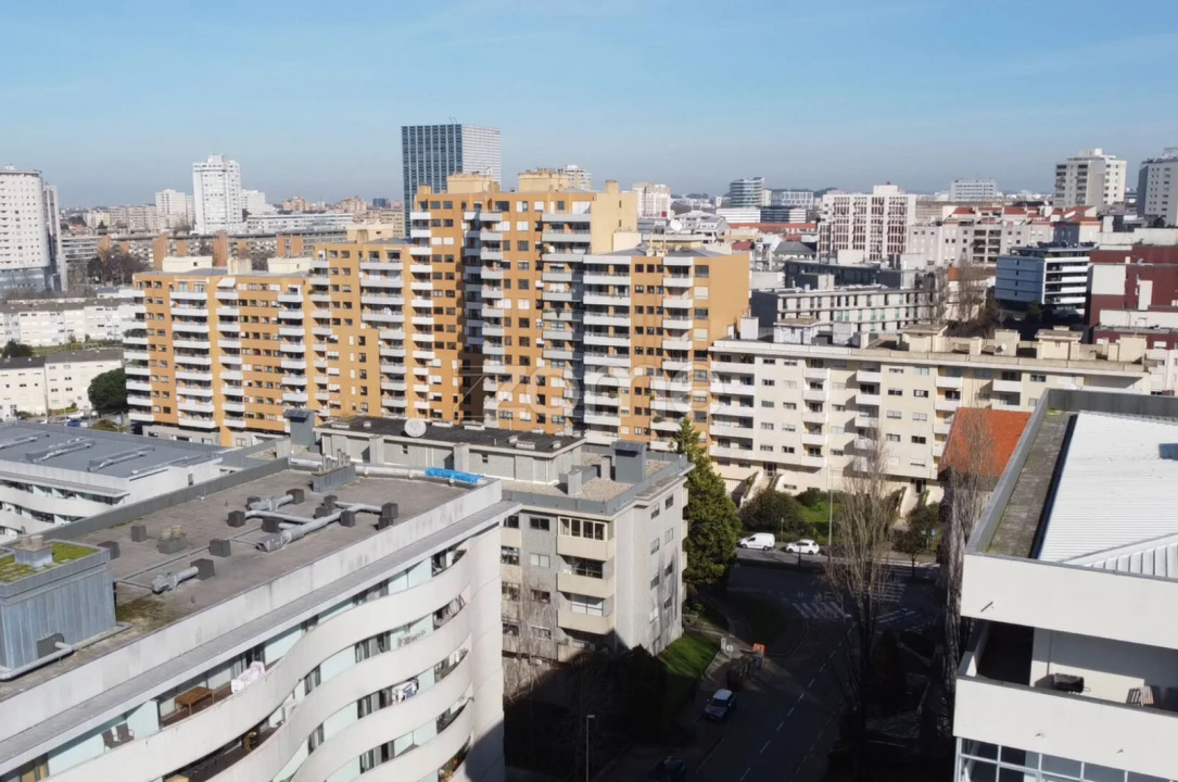 Apartamento T2 para Venda em Lordelo do Ouro e Massarelos Foto 36