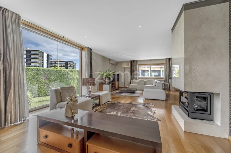 Moradia T3 para Arrendamento em Nogueira, Fraião e Lamaçães Foto 6