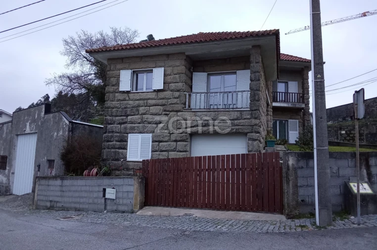 Moradia T3 para Venda em Paços de Ferreira Foto 5