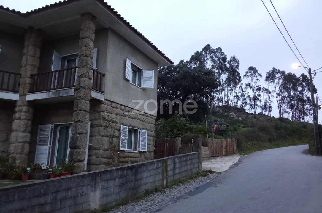 Moradia T3 para Venda em Paços de Ferreira Foto 4