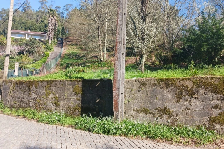 Terreno para Venda em Sandim, Olival, Lever e Crestuma Foto 1