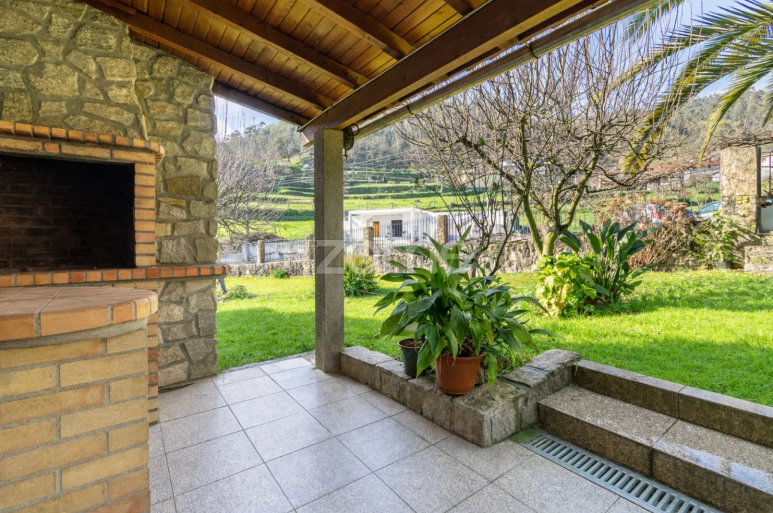 Moradia T4 para Venda em Chave Foto 33