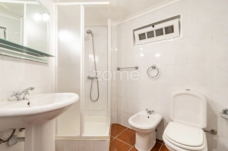 Moradia T4 para Venda em Chave Foto 26