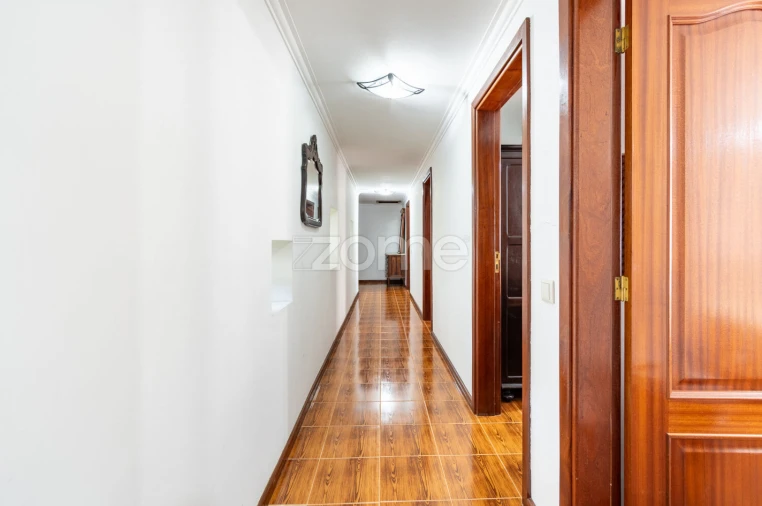 Moradia T4 para Venda em Chave Foto 25