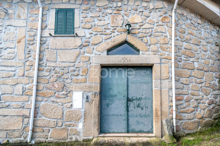 Moradia T4 para Venda em Chave Foto 3