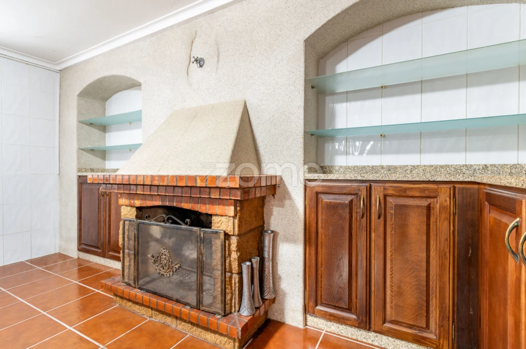 Moradia T4 para Venda em Chave Foto 11