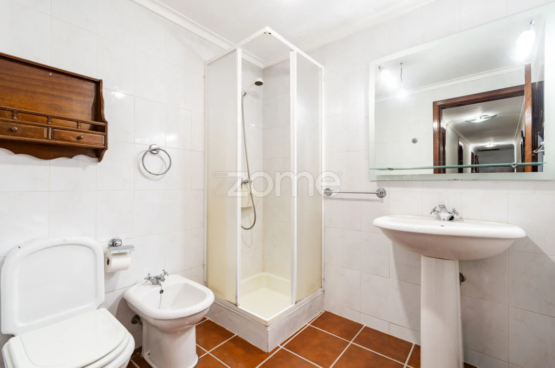 Moradia T4 para Venda em Chave Foto 27