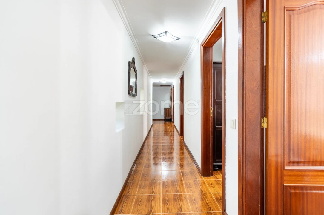 Moradia T4 para Venda em Chave Foto 25