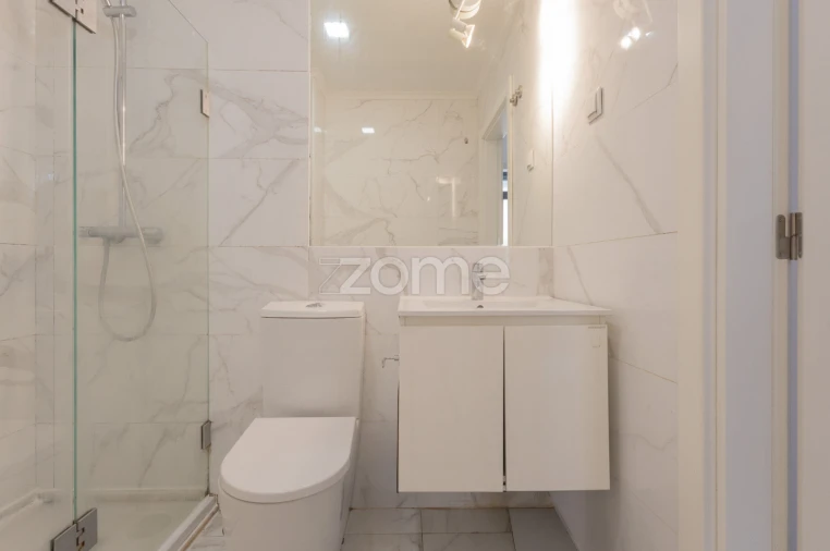 Apartamento T1 para Venda em Beato Foto 7