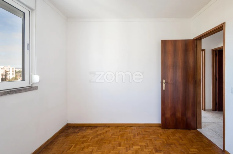 Apartamento T3 para Arrendamento em Carcavelos e Parede Foto 25
