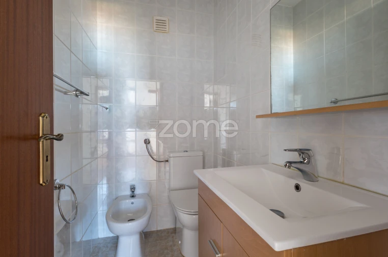 Apartamento T3 para Arrendamento em Carcavelos e Parede Foto 26
