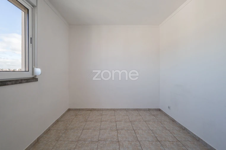 Apartamento T3 para Arrendamento em Carcavelos e Parede Foto 30