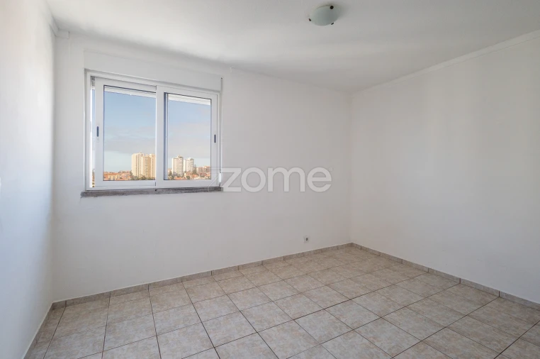 Apartamento T3 para Arrendamento em Carcavelos e Parede Foto 31