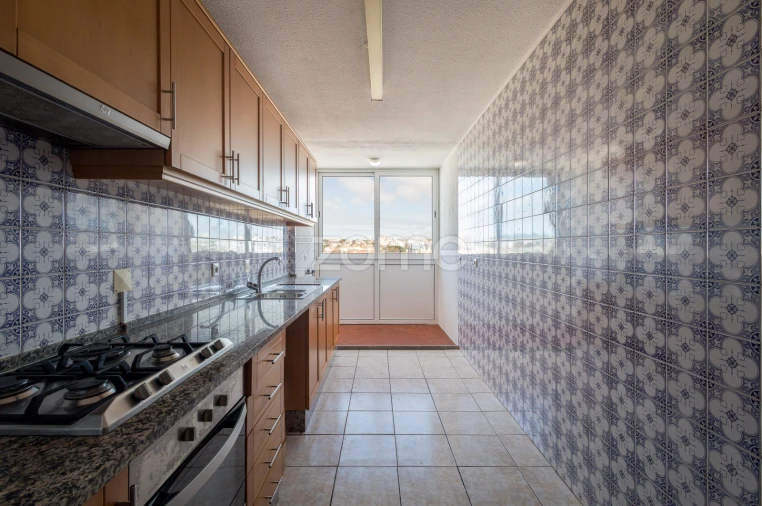 Apartamento T3 para Arrendamento em Carcavelos e Parede Foto 33
