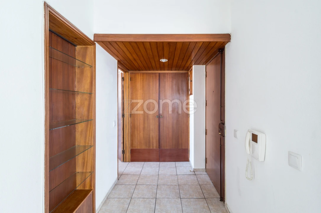 Apartamento T3 para Arrendamento em Carcavelos e Parede Foto 21