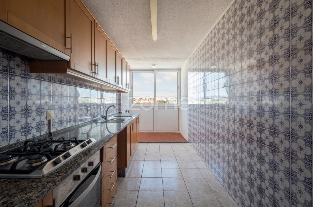 Apartamento T3 para Arrendamento em Carcavelos e Parede Foto 33