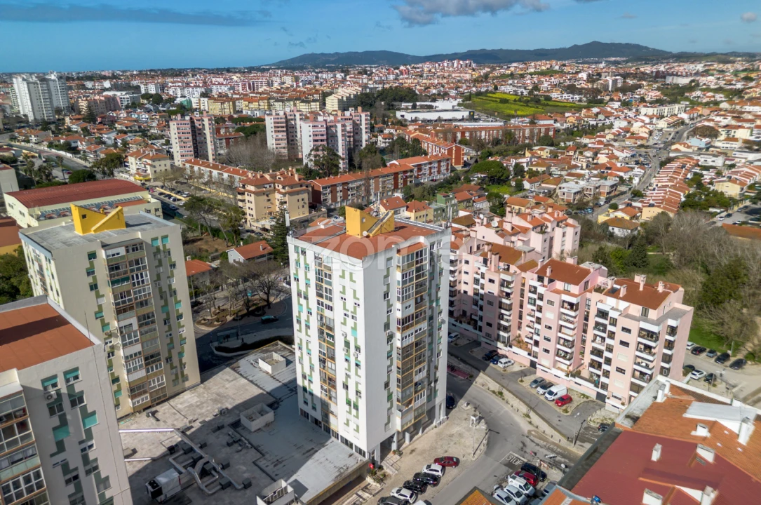 Apartamento T3 para Arrendamento em Carcavelos e Parede Foto 12