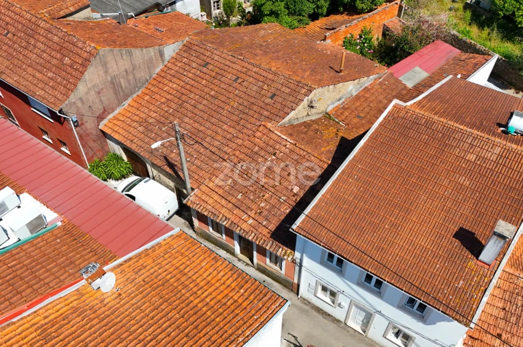 Moradia T2 para Venda em Pampilhosa Foto 3