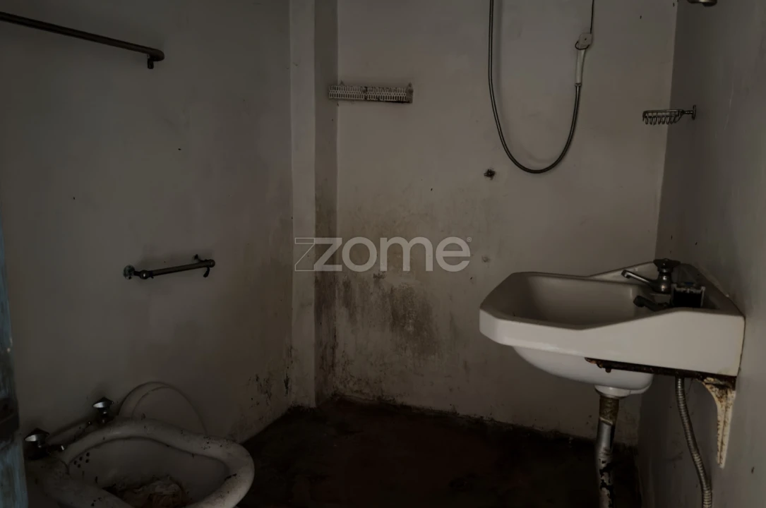 Moradia T2 para Venda em Pampilhosa Foto 11