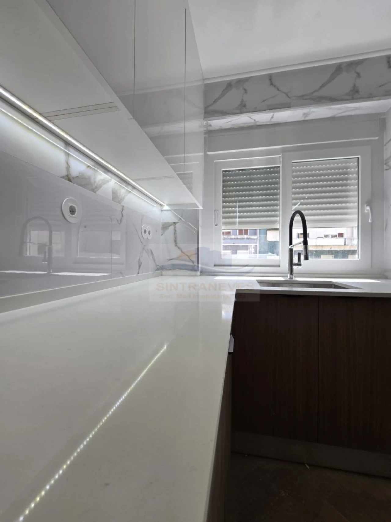 Apartamento T3 para Venda em Mina de Água Foto 8